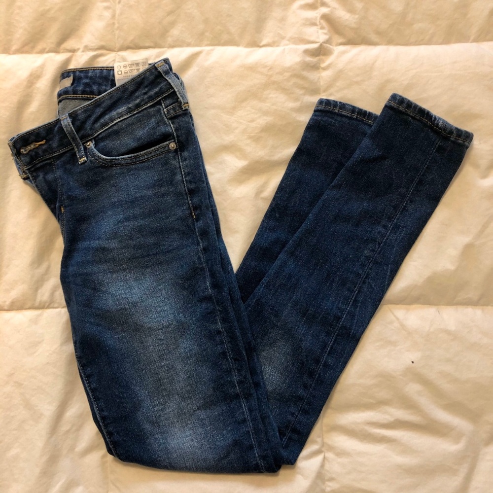 Levi’s • 711 Skinny Denim Jeans - Picture 4 of 4